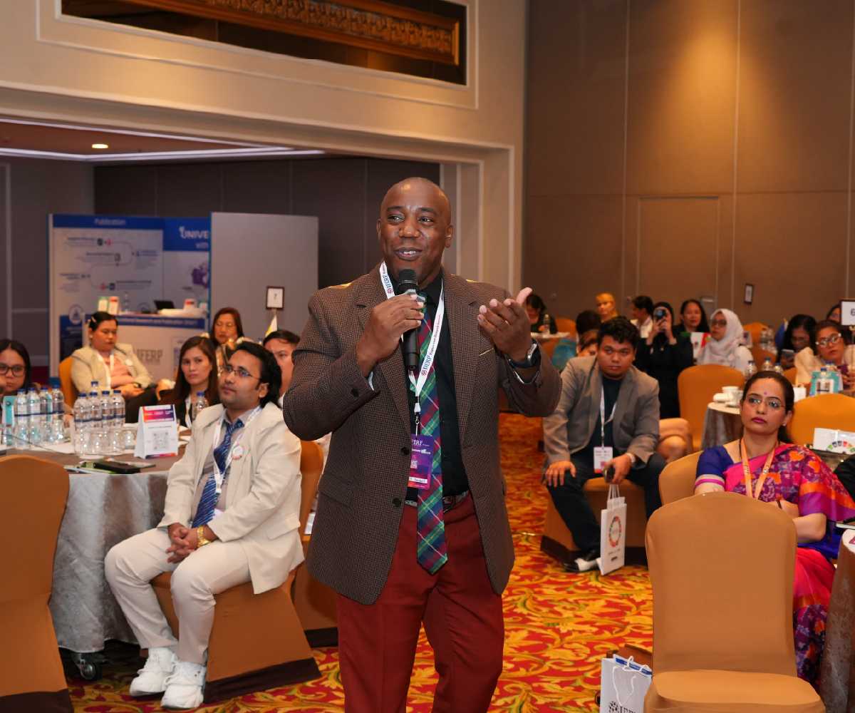 Delegates during a technical session